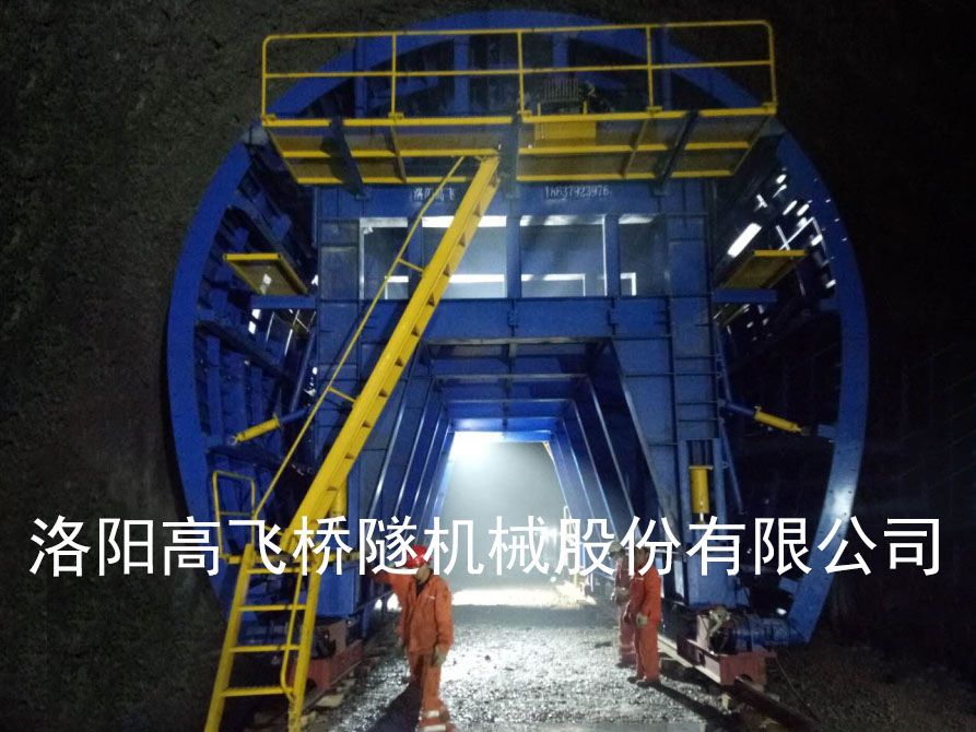 隧道二次襯砌與初襯的區(qū)別是什么？